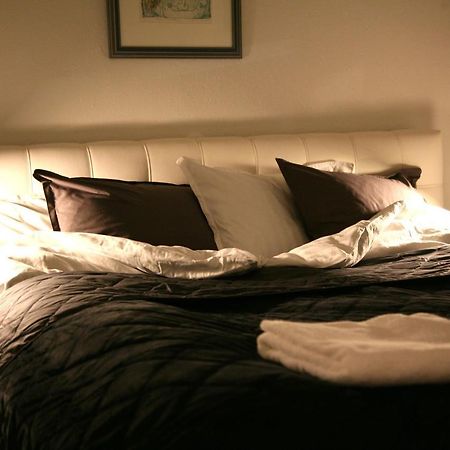 Spacious & Refurbished 1 Bedroom Apartment In Suburban Reykjavik Garthabaer 외부 사진
